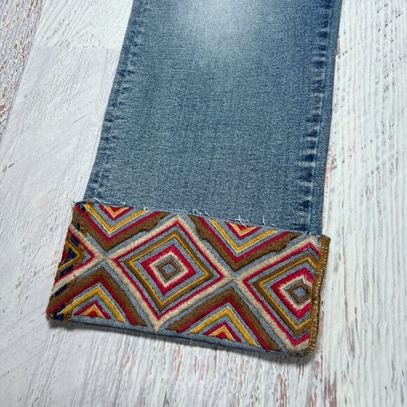 NWT Driftwood Colette Crop Jean SIZE 33 Diamond Daze Blue Emrboidered NEW - Picture 8 of 13